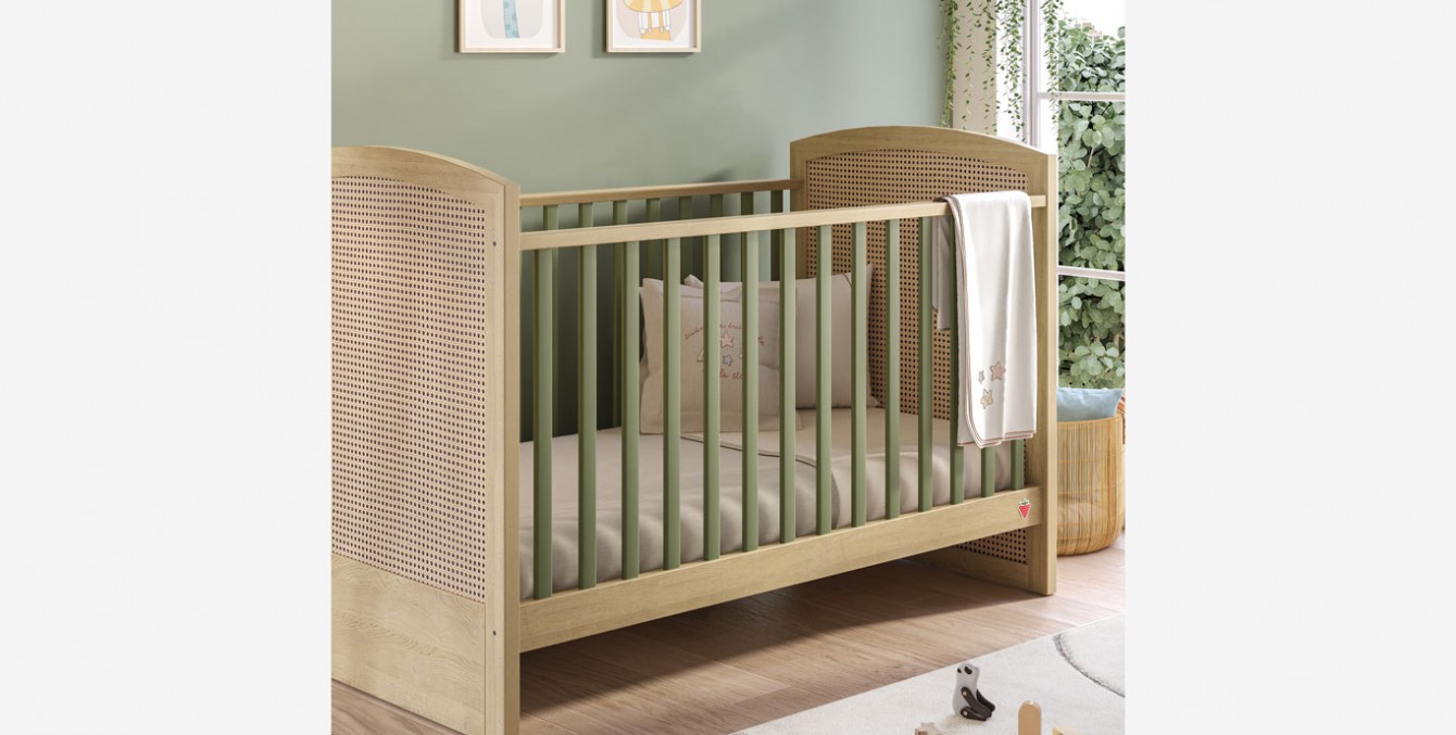 Cosatto rid cot bed